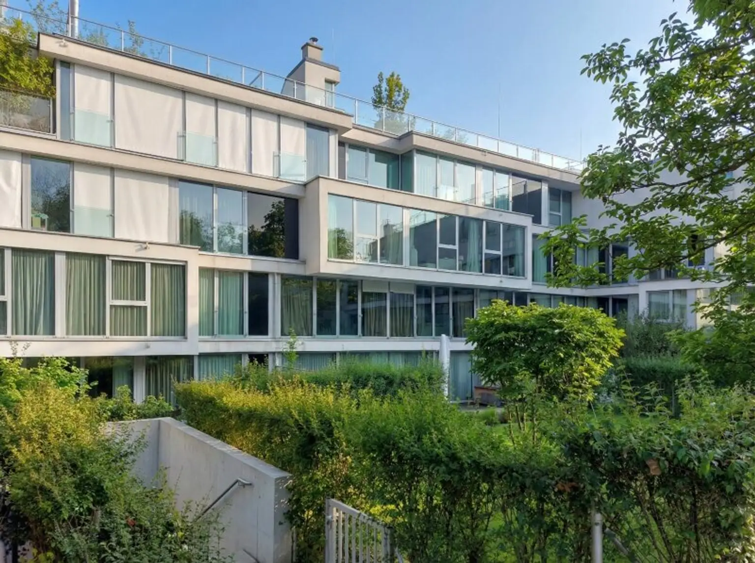 Hausansicht gartenseitig