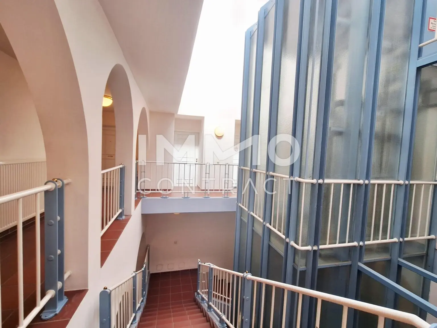 Schlossherr:in gesucht - elegante Schlosswohnung mit Turmzimmer zu verkaufen!