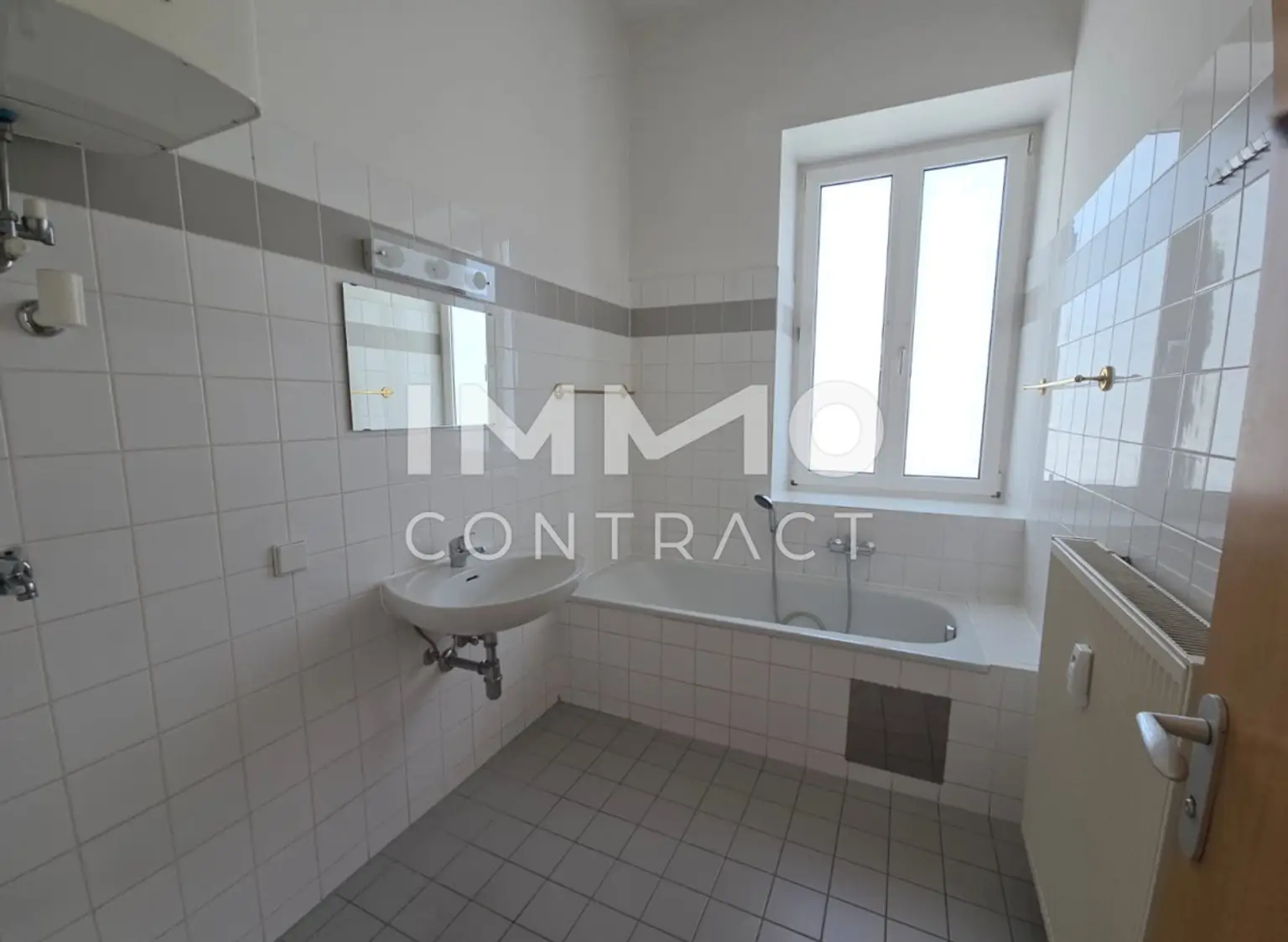 WG-geeignete 3 Zimmer Wohnung nahe der UNI - Heinrichstraße 117 Top2