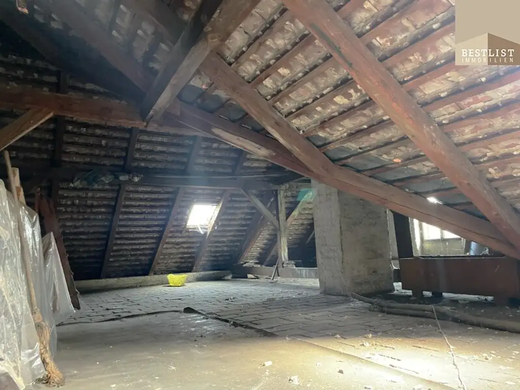 Haus mit Innenhof - Leesdorf