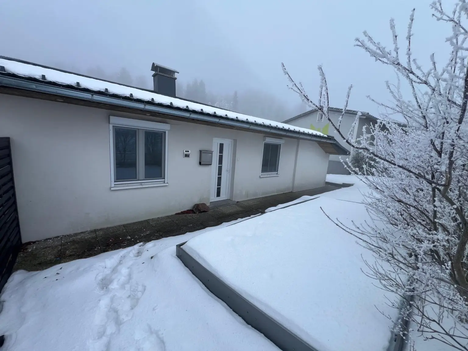 AußenansichtWinter2