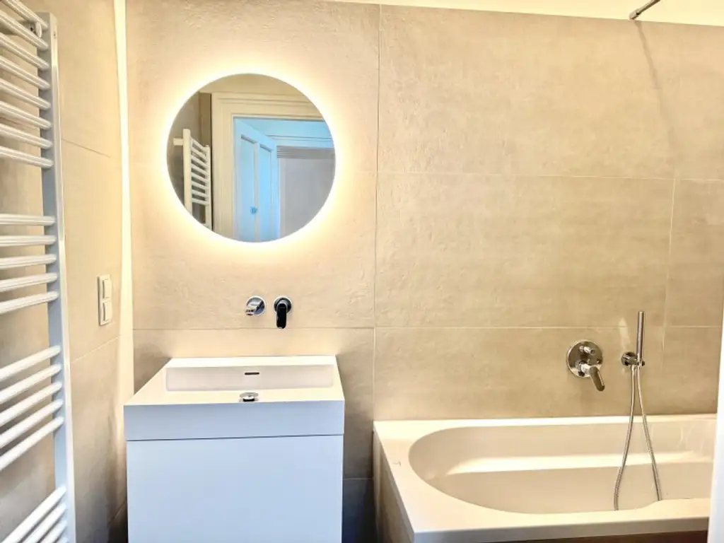 Klassischer Charme und moderne Eleganz: Traumhafte Altbauwohnung in Bestlage des 3. Bezirks!