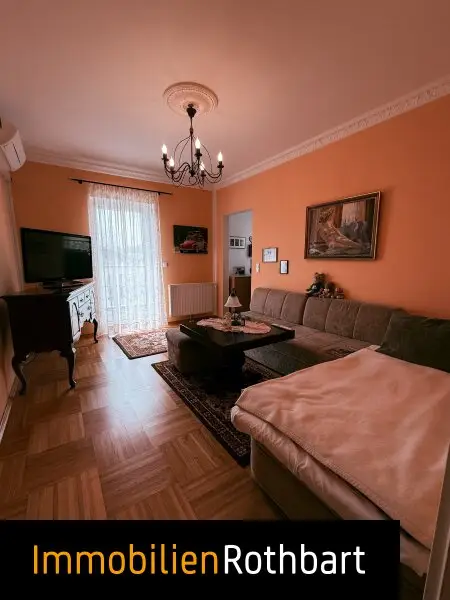 Wohnhaus mit Doppelgarage in bester Lage von St. Lorenzen!