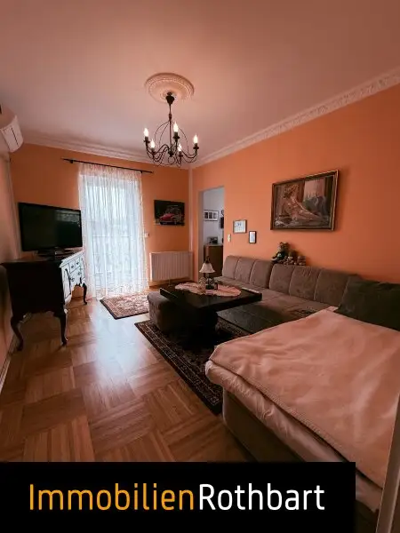 Wohnhaus mit Doppelgarage in bester Lage von St. Lorenzen!