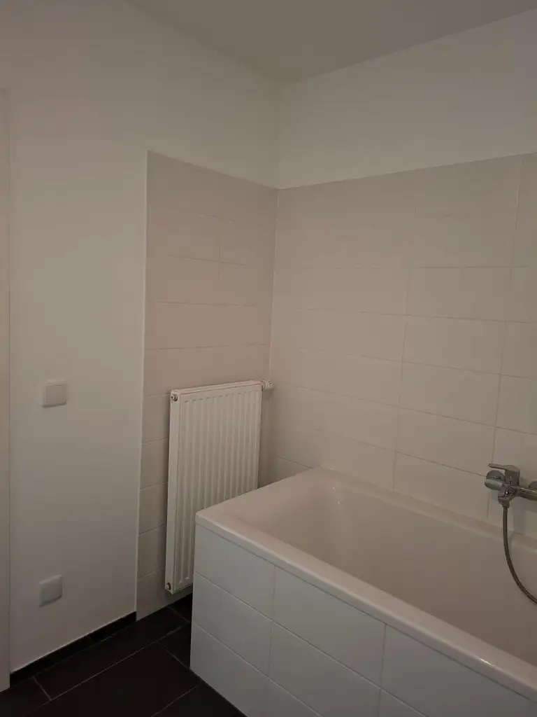 Luftenberg/Statzing: 2-Zimmer-Wohnung im 2. OG mit Parkplatz in der Tiefgarage und Außen-Parkplatz zu vermieten