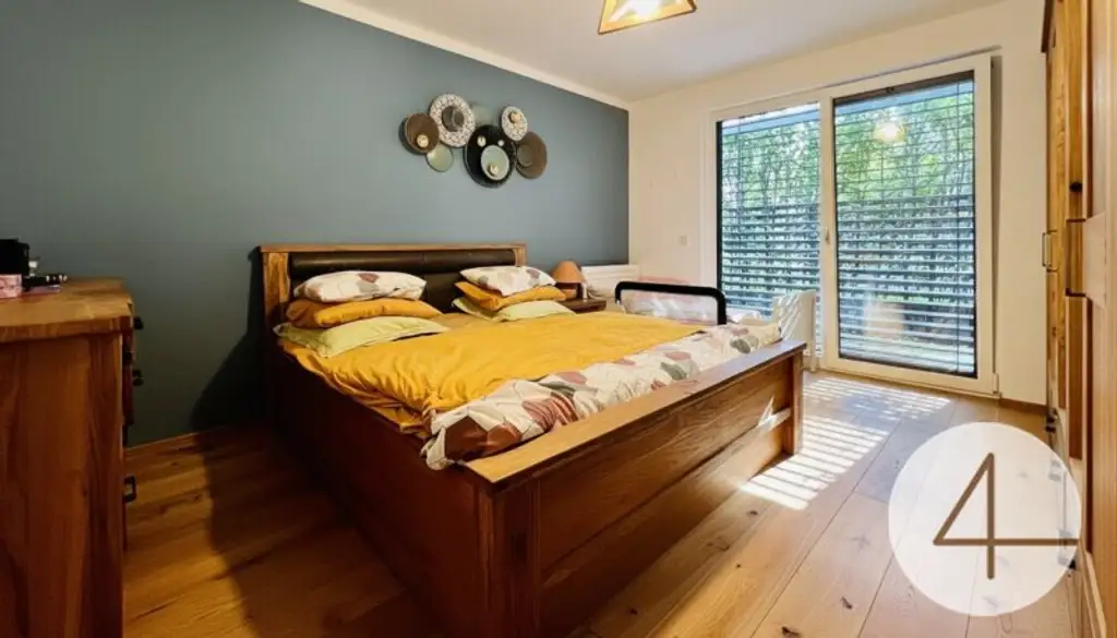 8Min zur U2 - 4-Zimmer Gartenwohnung - privater Eingang - sonnige Terrasse - Tiefgarage - ideale Infrastruktur