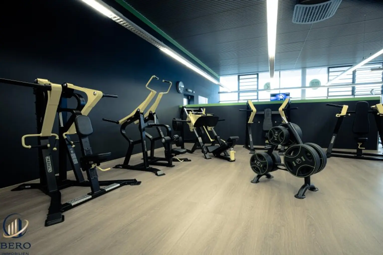 Top Fitnesscenter in Wilhelmsburg unbefristet zu Pachten!