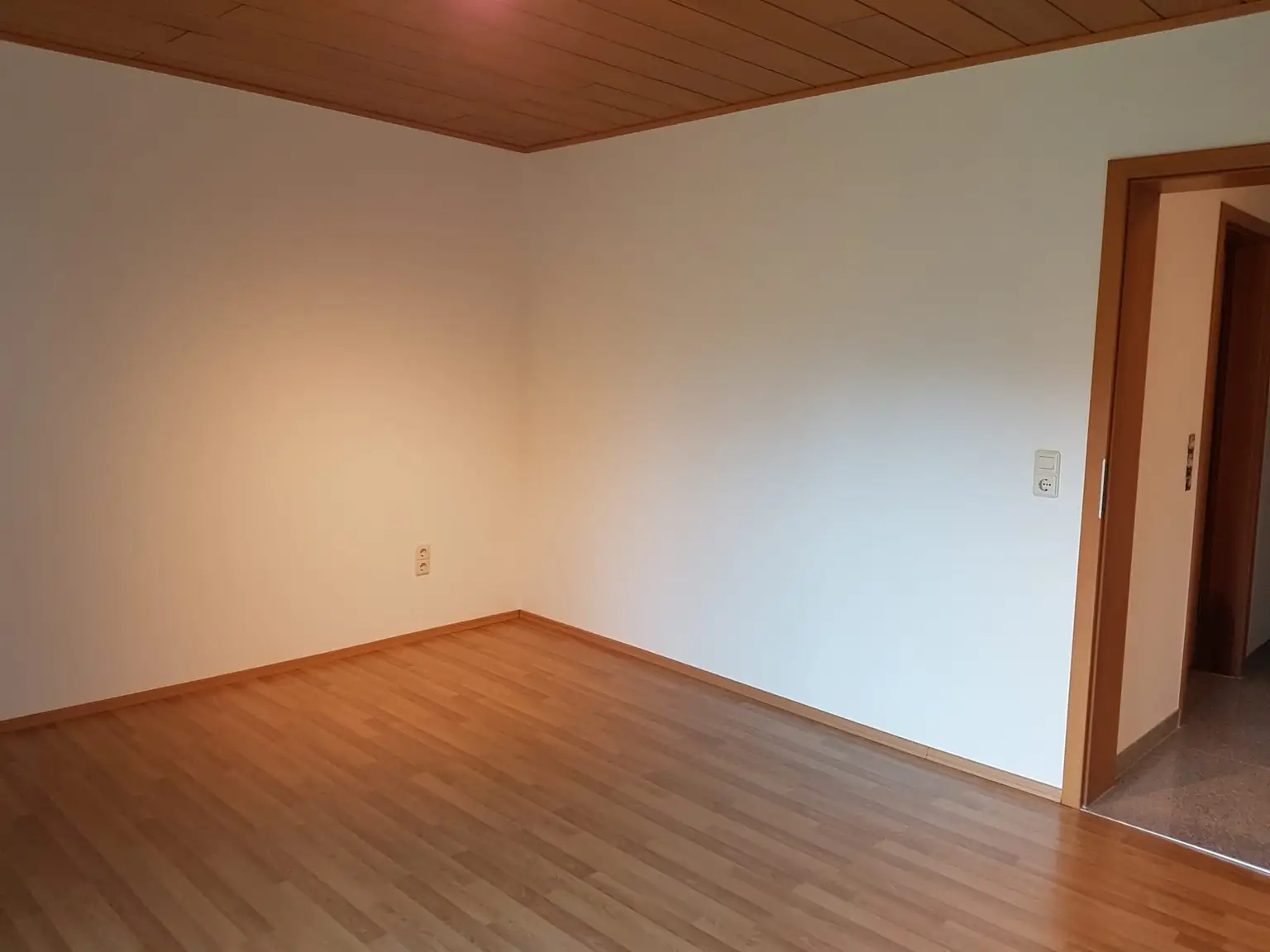 WOHNEN mit GARTENBLICK in Grügelborn – 
ruhige, ebenerdige Einliegerwohnung
mit Terrasse...!