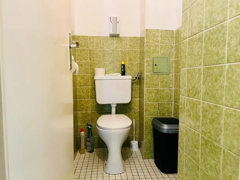 Charmante 3 Zimmer EG Wohnung mit 2 Loggien und Garage