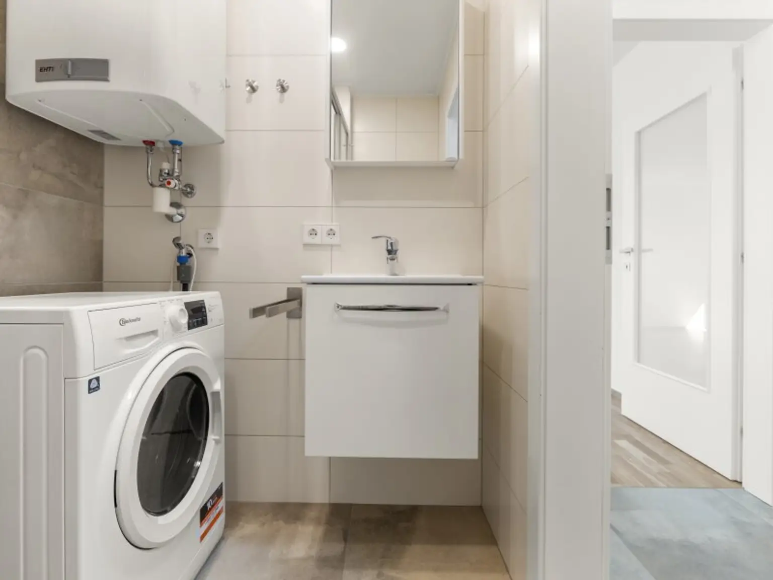 TOP Wohnung oder Ferienwohnung in Krumpendorf am Wörthersee mit Parkplatz - direkte Seenähe