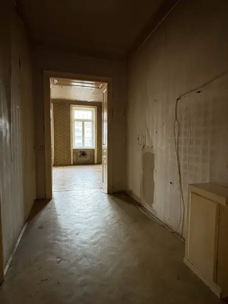 Schöne Altbauwohnung mit Potenzial