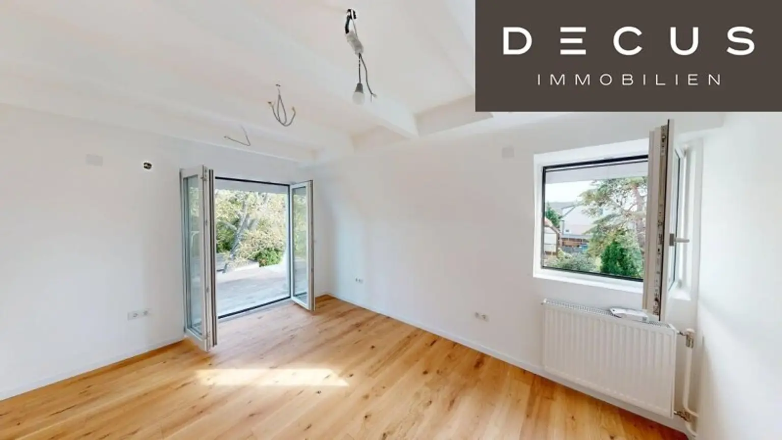 EXKLUSIVES SEEHAUS MIT EIGENEM STEG