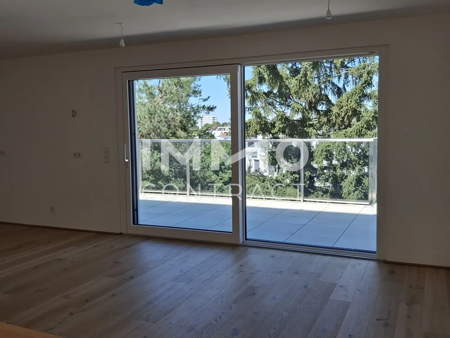 Luxus & Ruhe vereint – 5-Zimmer-DG-Wohnung mit Weitblick. ERSTBEZUG!