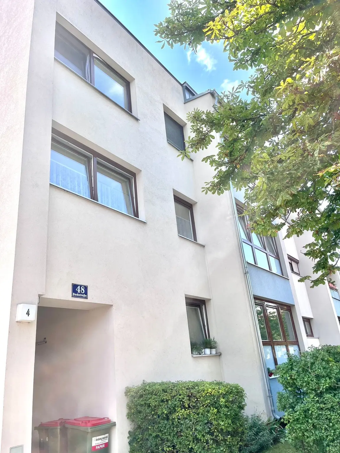 Gemütliche 3-Zimmer-Wohnung mit verbauter Loggia