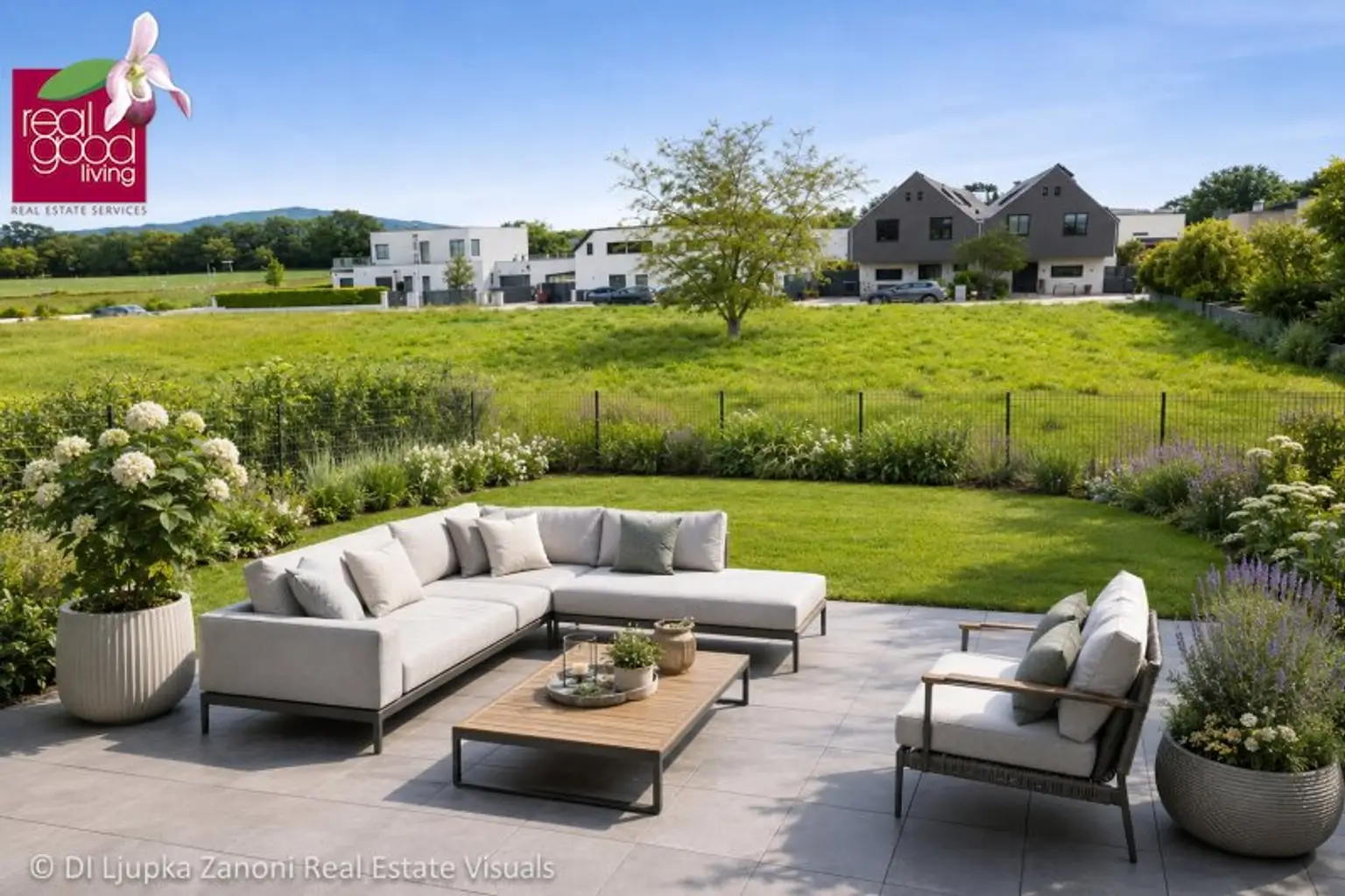 FAMILIENHAUS MIT WEITBLICK – DIESEN SOMMER EINZIEHEN
