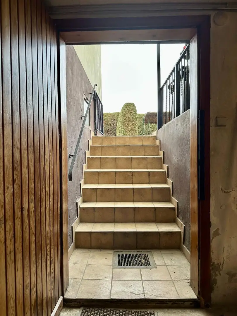 Keller_Ausgang ins Freie