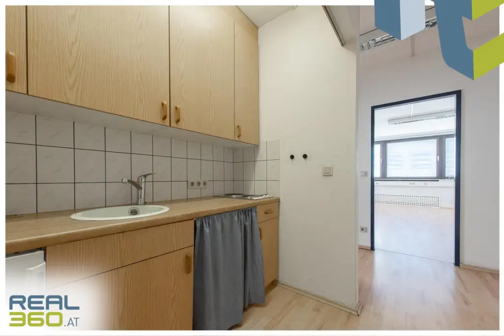 Büro-/Ordinationsfläche mit optimaler Aufteilung in Linz-Zentrum zu vermieten, Teilung der Flächen möglich!