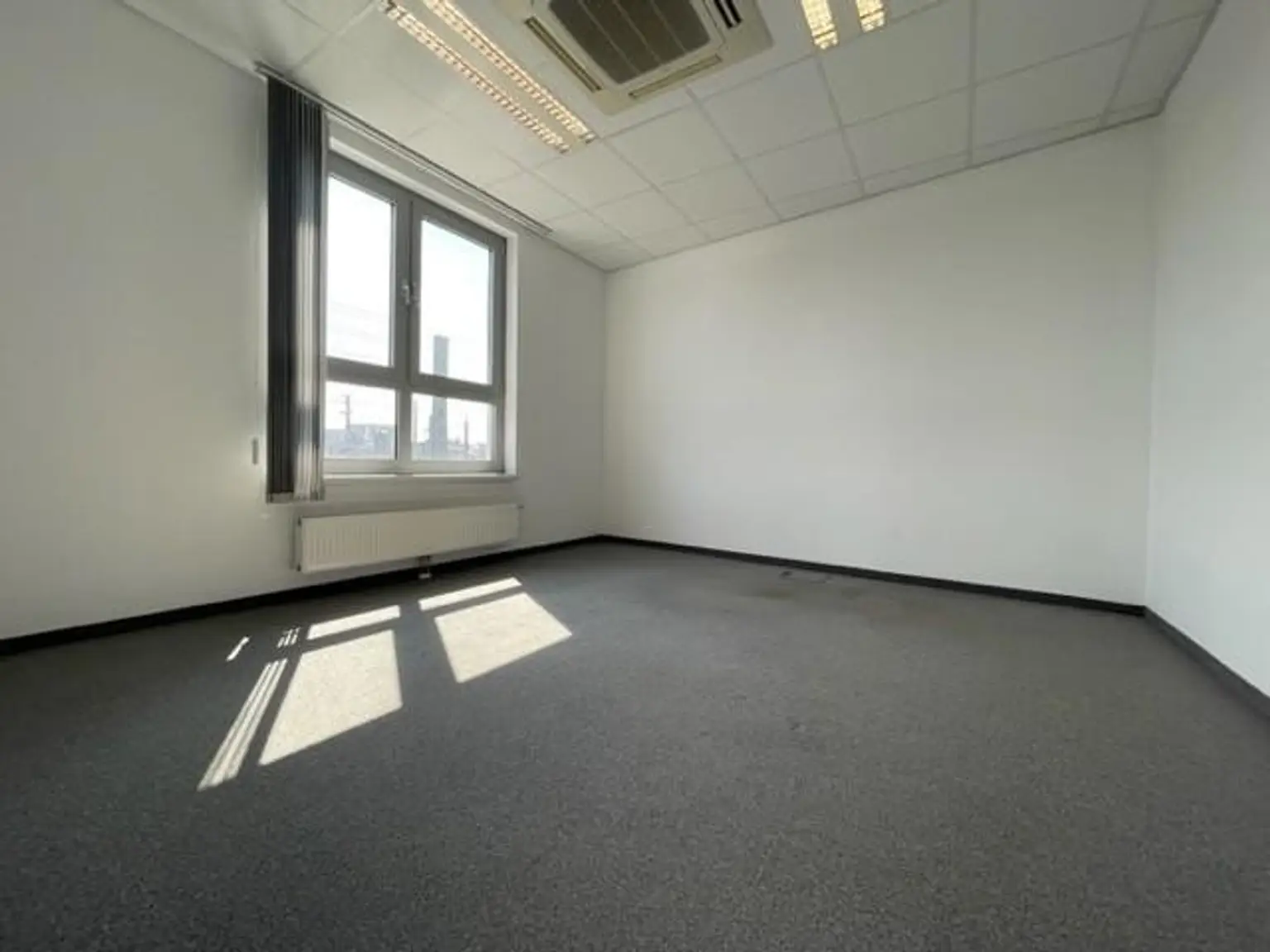 kleines Büro 2