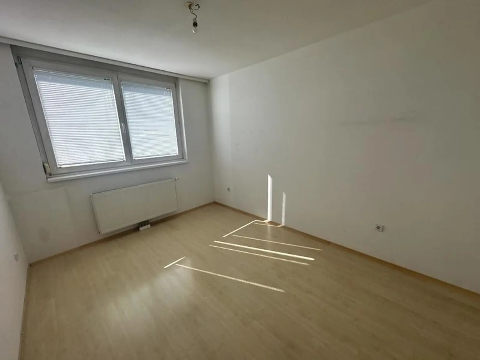 3 Zimmer Eigentum mit Loggia und Erker