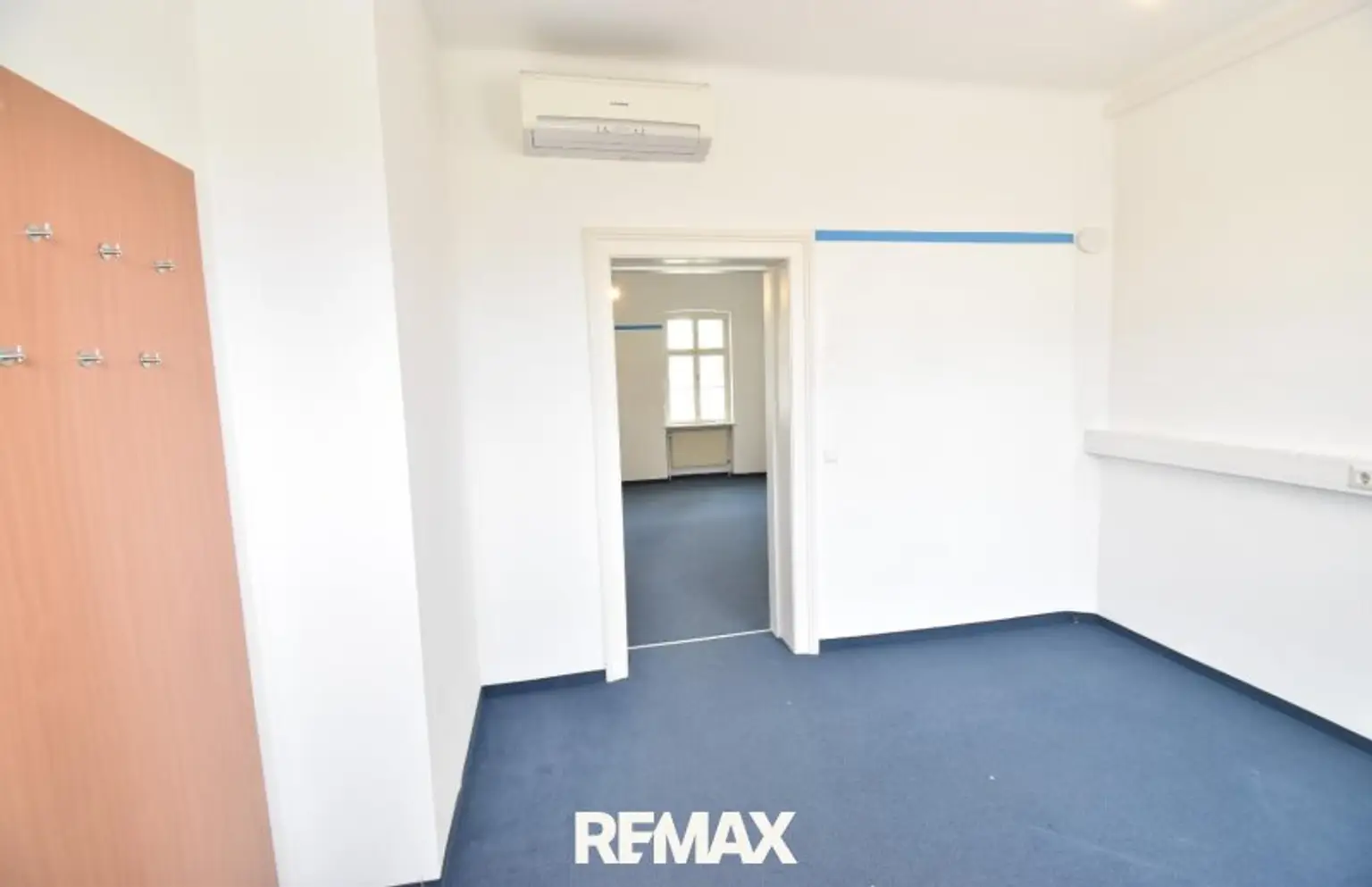 Büro 1