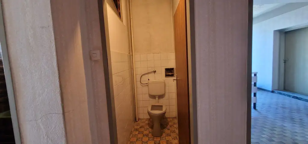 Wohnen & Gewerbe – Haus mit Betriebsstätte vielseitig nutzbar mit großem Gestaltungspotenzial in Rudersdorf