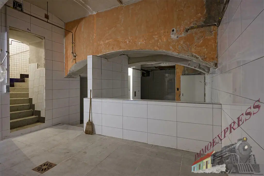 HERZGASSE nahe Quellenstraße  =  Geschäftslokal nur für LAGERZWECKE
