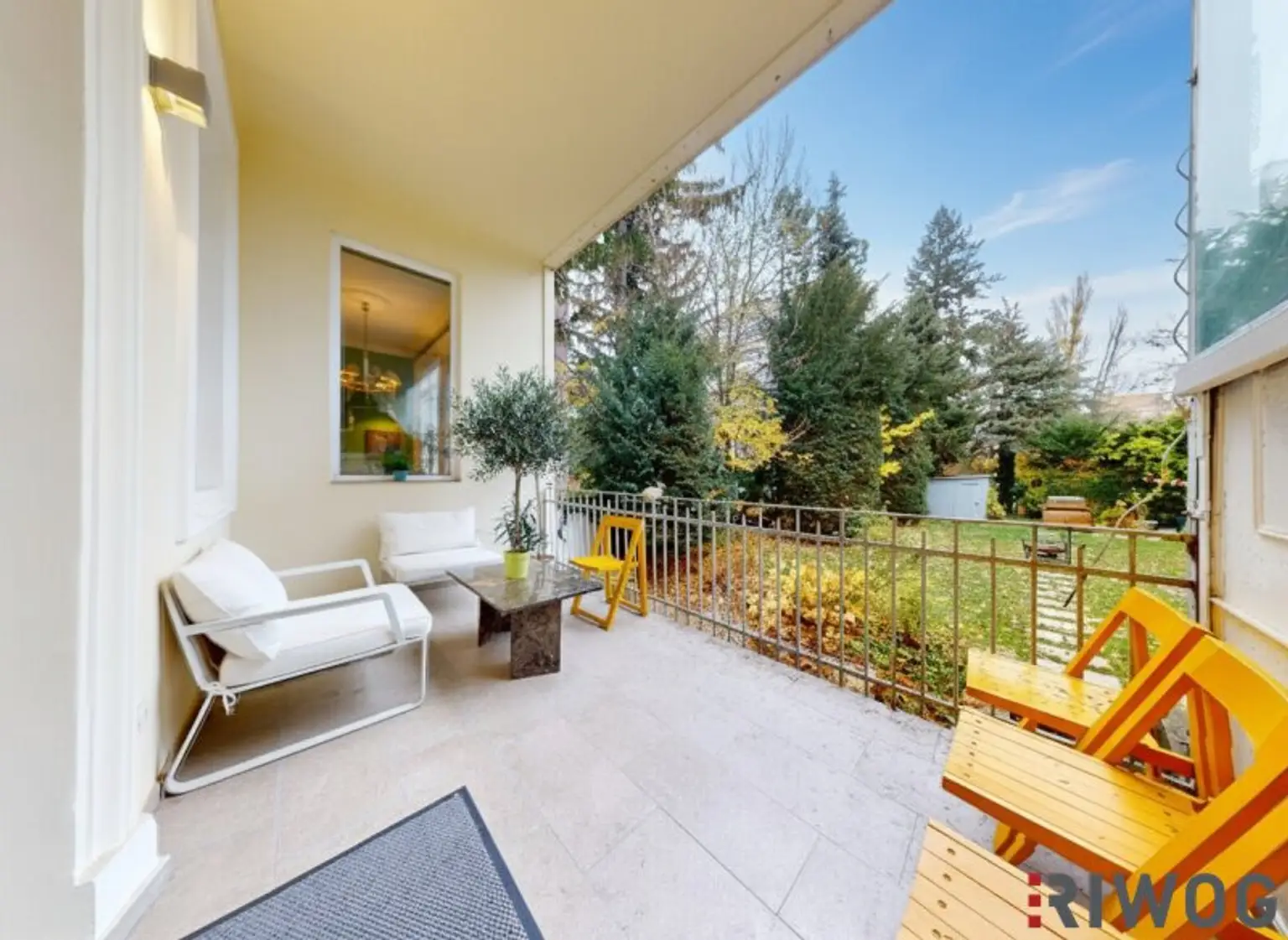 Wohnung mit touristischer Widmung nahe Schloss Schönbrunn | Prunkvolles 3-Zimmer Altbauapartment mit Loggia I 360° Rundgang