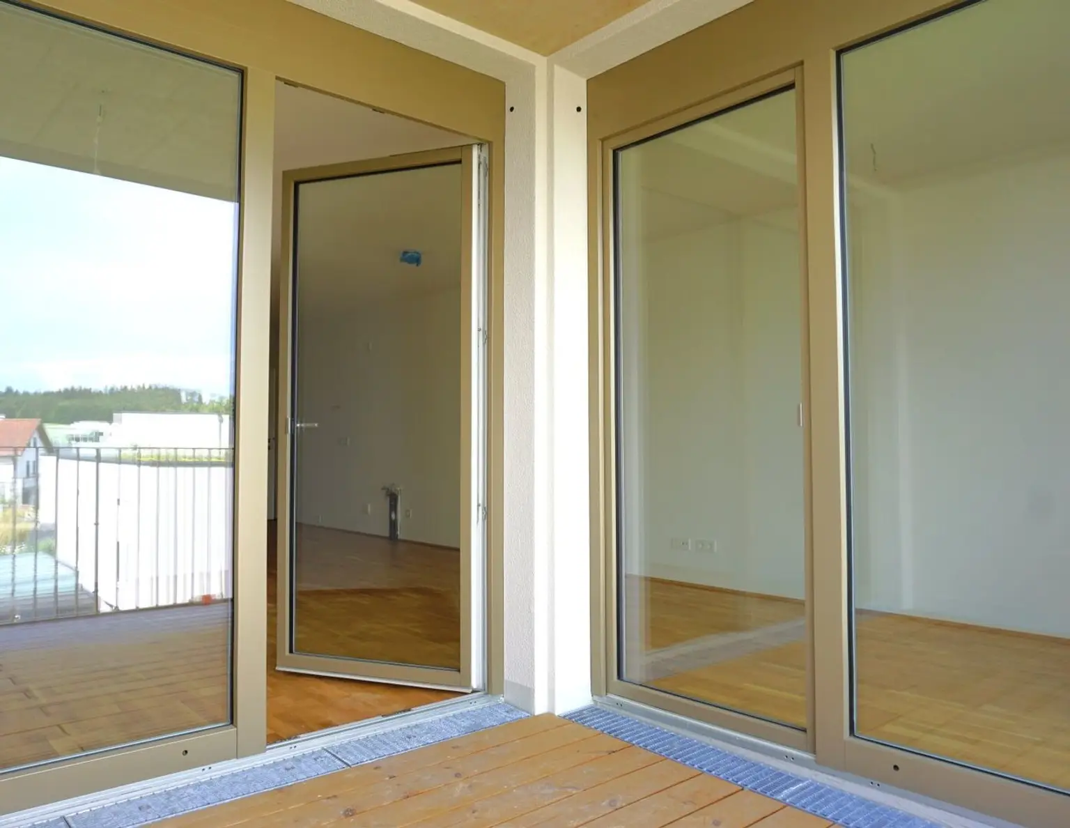 PROVISIONSFREI FÜR DEN KÄUFER!!! Helle 2 Zimmer Wohnung mit großem Balkon am schönen Wallersee - Neubauprojekt im Baurechtseigentum!