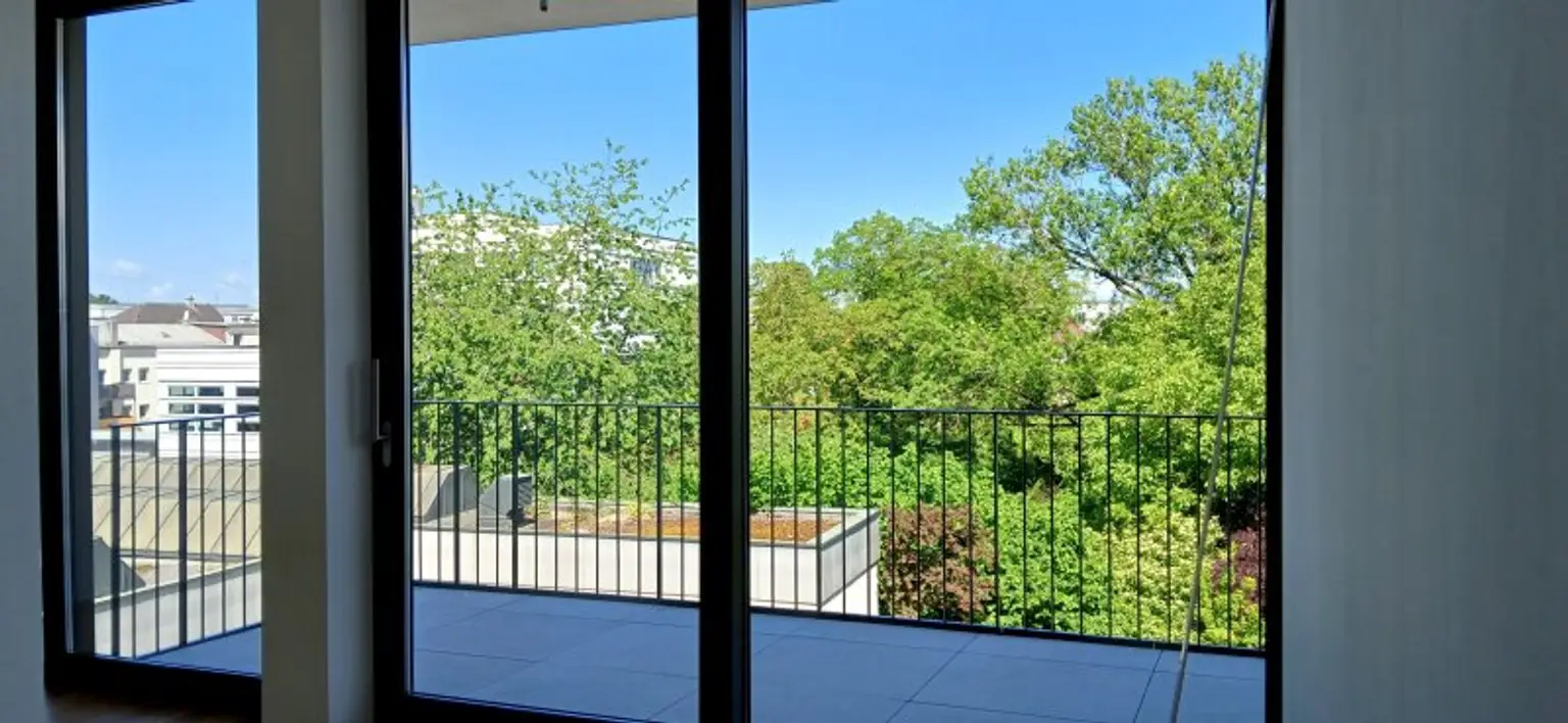 Wunderschöne 2 Zimmerwohnung mit großem Balkon im Zentrum