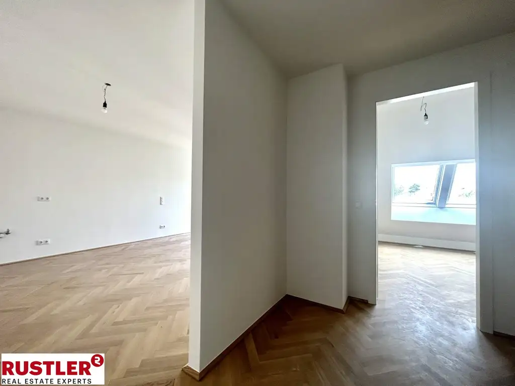 Exklusive Dachgeschosswohnung in Grünruhelage - zu verkaufen