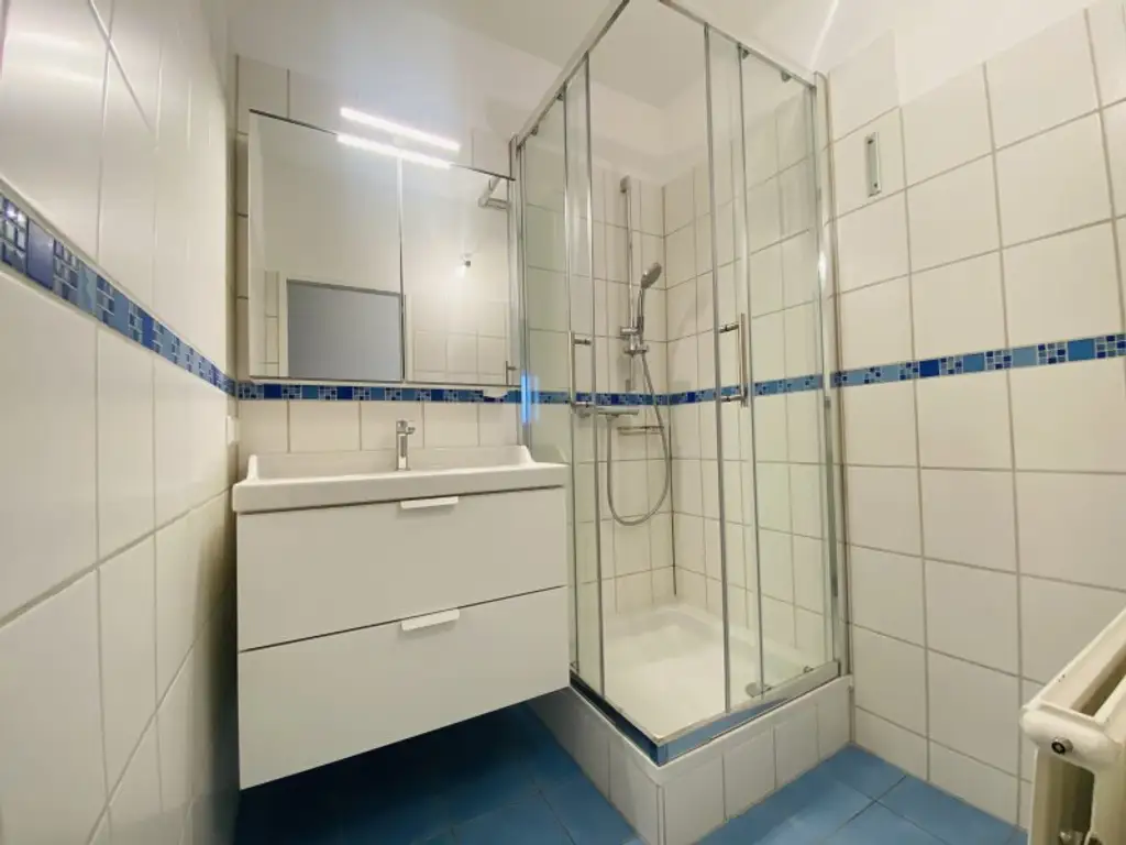 Toller Fernblick - 2 -Zimmer-Appartement im Süden von St. Pölten + Parkplatz