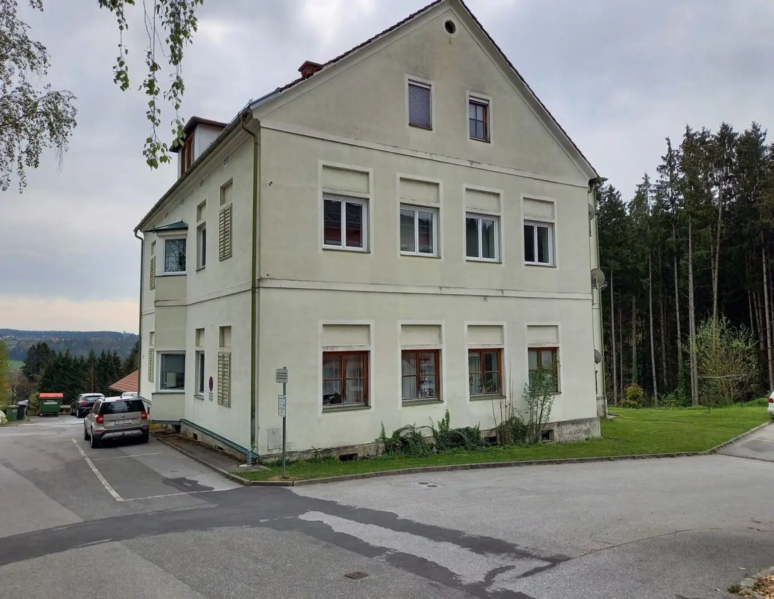 Stallhofen bei Voitsberg! Tolles Renditeobjekt mit 9 Wohnungen und ca. 3,5 % Ertrag!