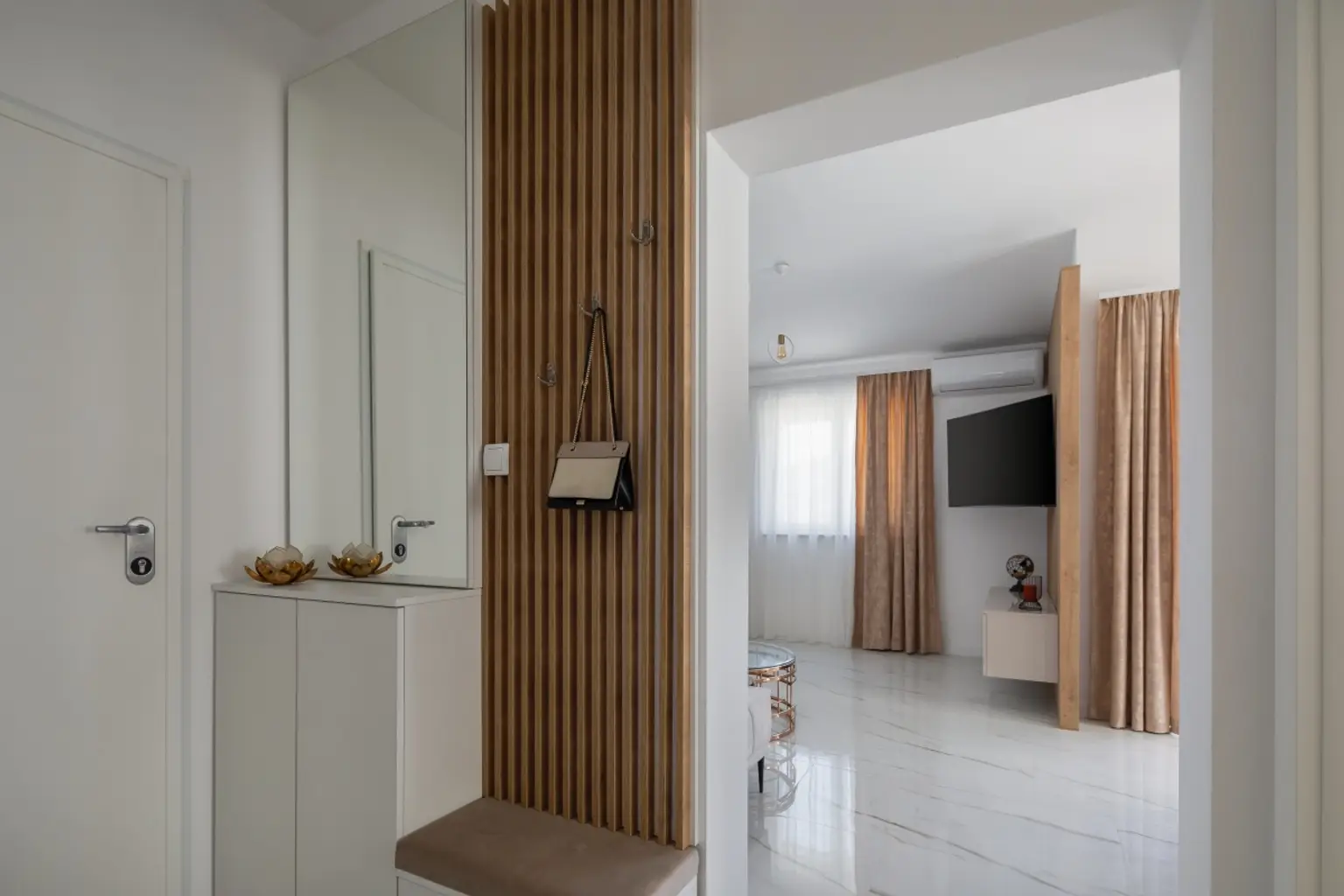 J | ++ APARTMENTS direkt am Meer, 1.Reihe ++ MARINA bei TROGIR | Prima Service Immobilien