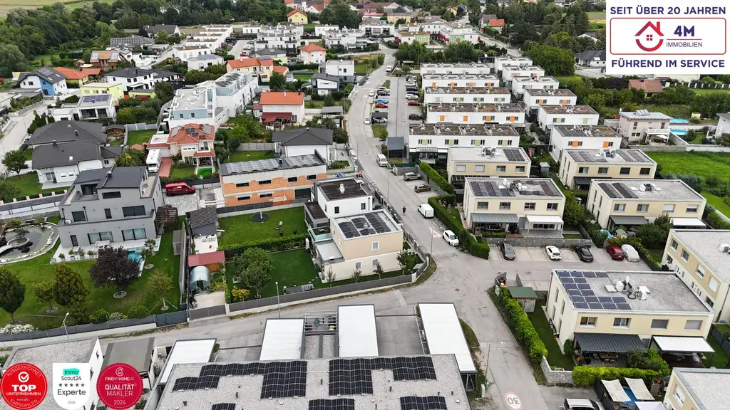 4-Zimmer-Doppelhaushälfte mit Photovoltaik und 3 Stellplätzen