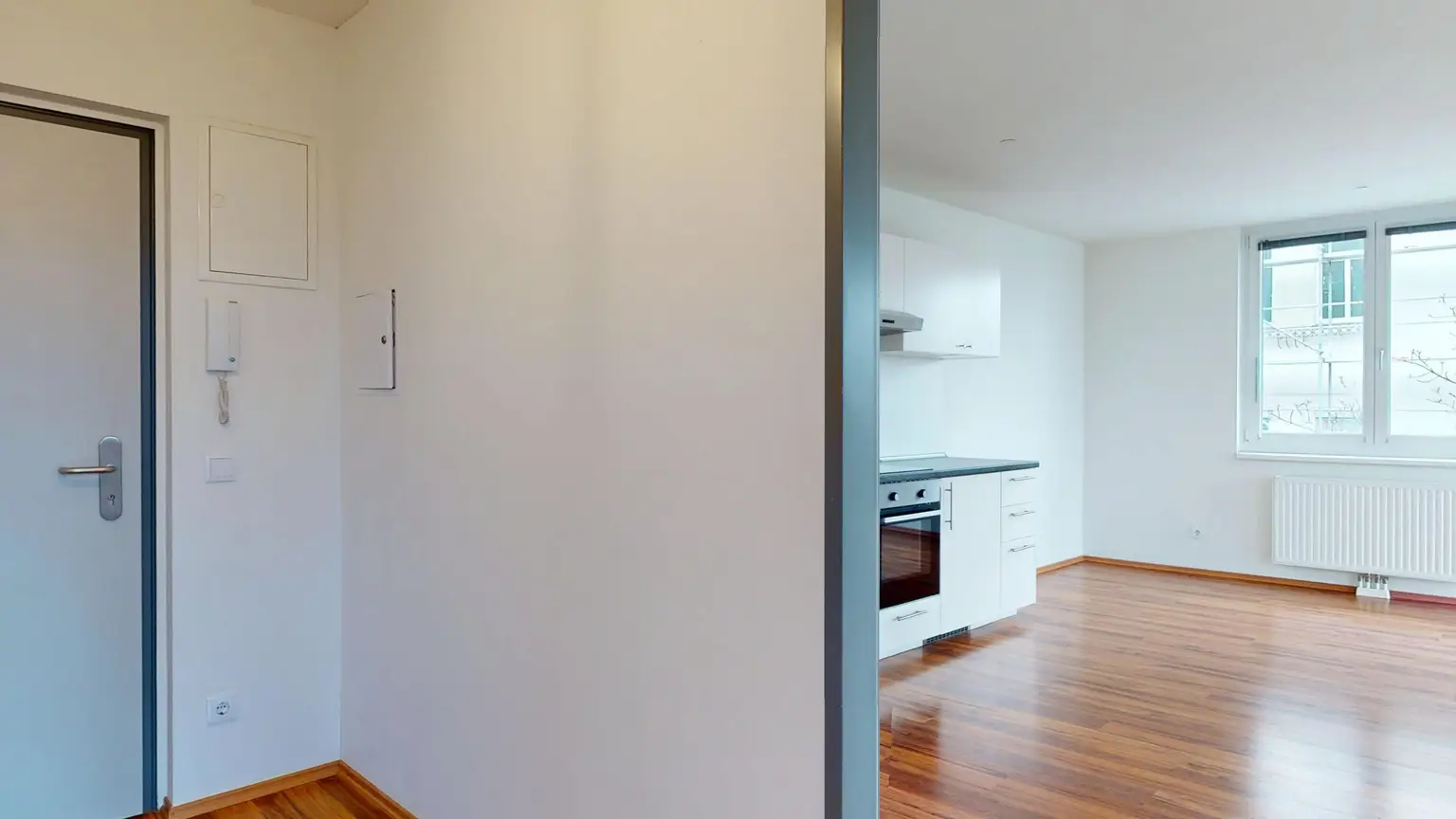 Hardtmuthgasse/Leebgasse: Gepflegte Balkonwohnung - Wohnküche - 3. Liftstock - Gute Infrastruktur