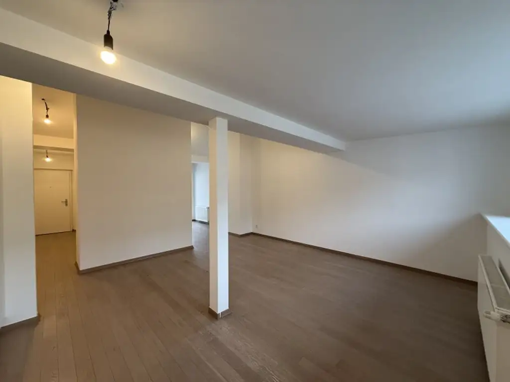 Großzügige 2-Zimmer Wohnung nahe U1 Keplerplatz in ruhiger Lage zu vermieten!