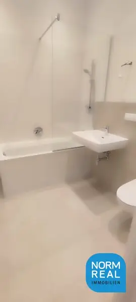 ERSTBEZUG Balkonwohnung