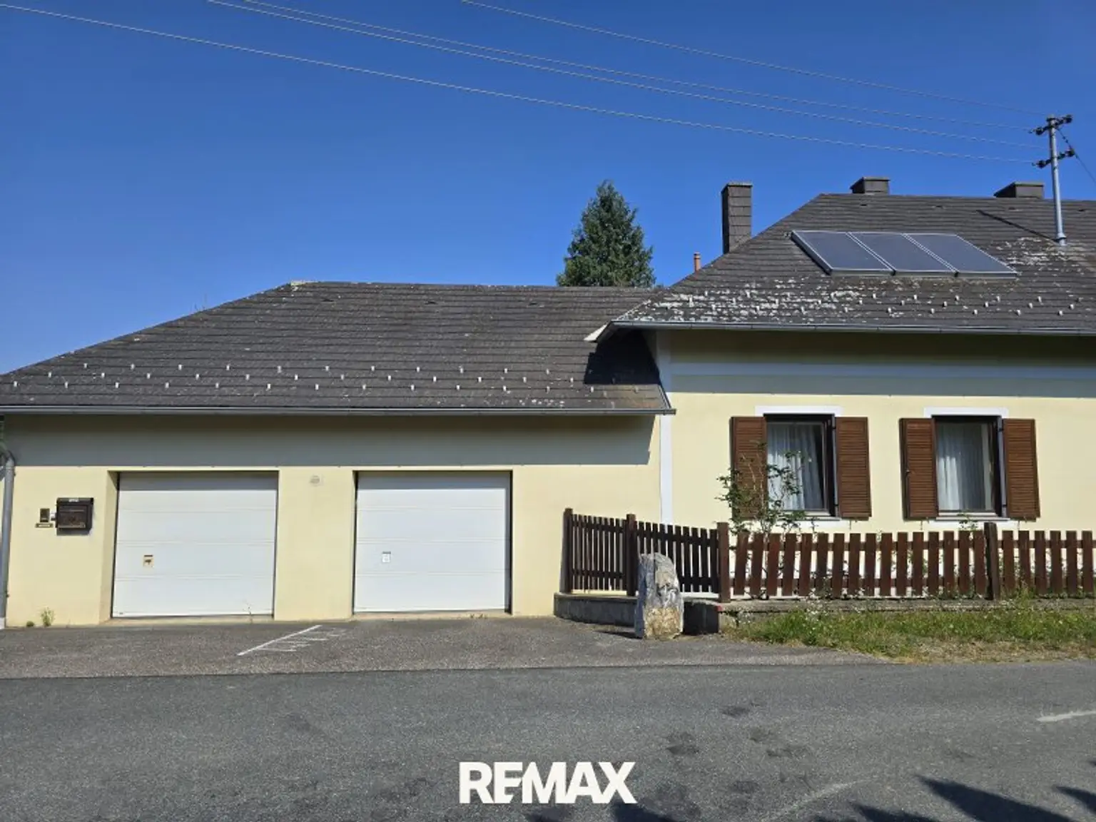 Haus mit Garage