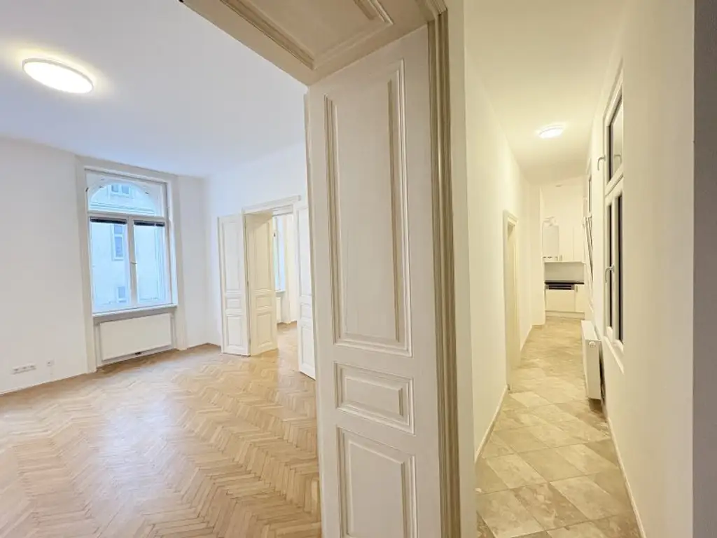 Großzügiges 3-Zimmer Altbaujuwel mit Nähe zur U4 Friedensbrücke! Zwei Badezimmer!