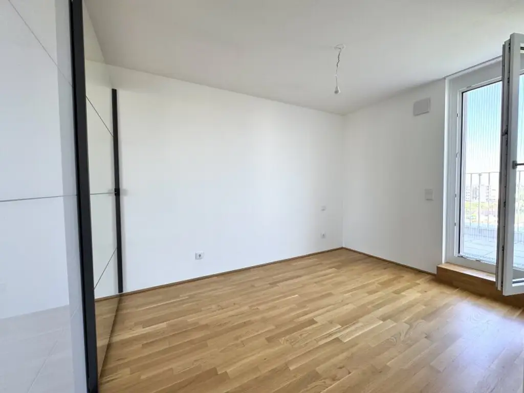 Terrassenwohnung im 7. Stock - Sonnig Wohnen - Nahe U1 Kagraner Platz