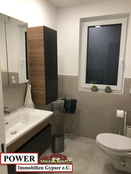 sofort zu beziehen ! Großzügiges, gemütliches Top Ausgestattetes Eckreihenhaus