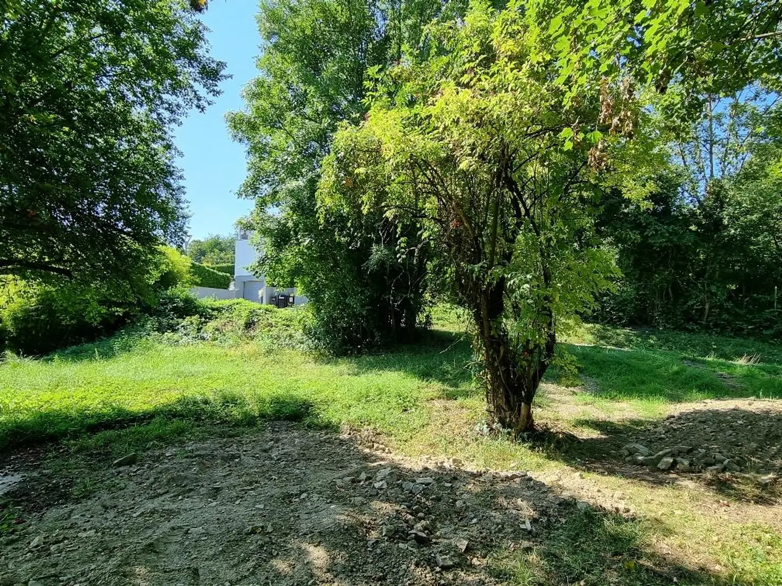 BAUGRUND IN SONNIGER, BELIEBTER LAGE