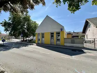 Straßenansicht