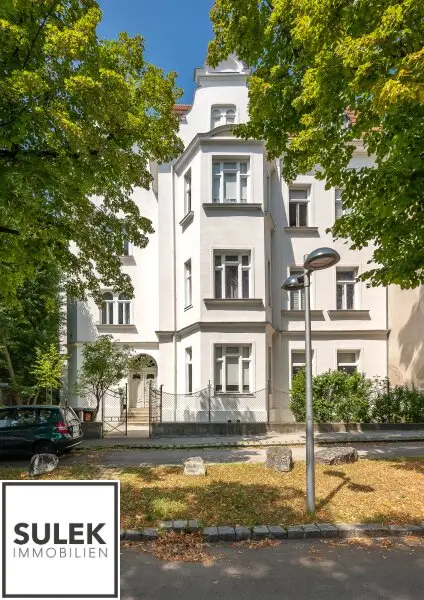 Schönbrunner Allee: 3-Zimmer-Altbauwohnung mit perfekter Aufteilung und Grünblick