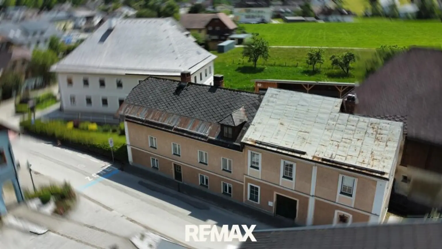 Gebäude von oben und NNW