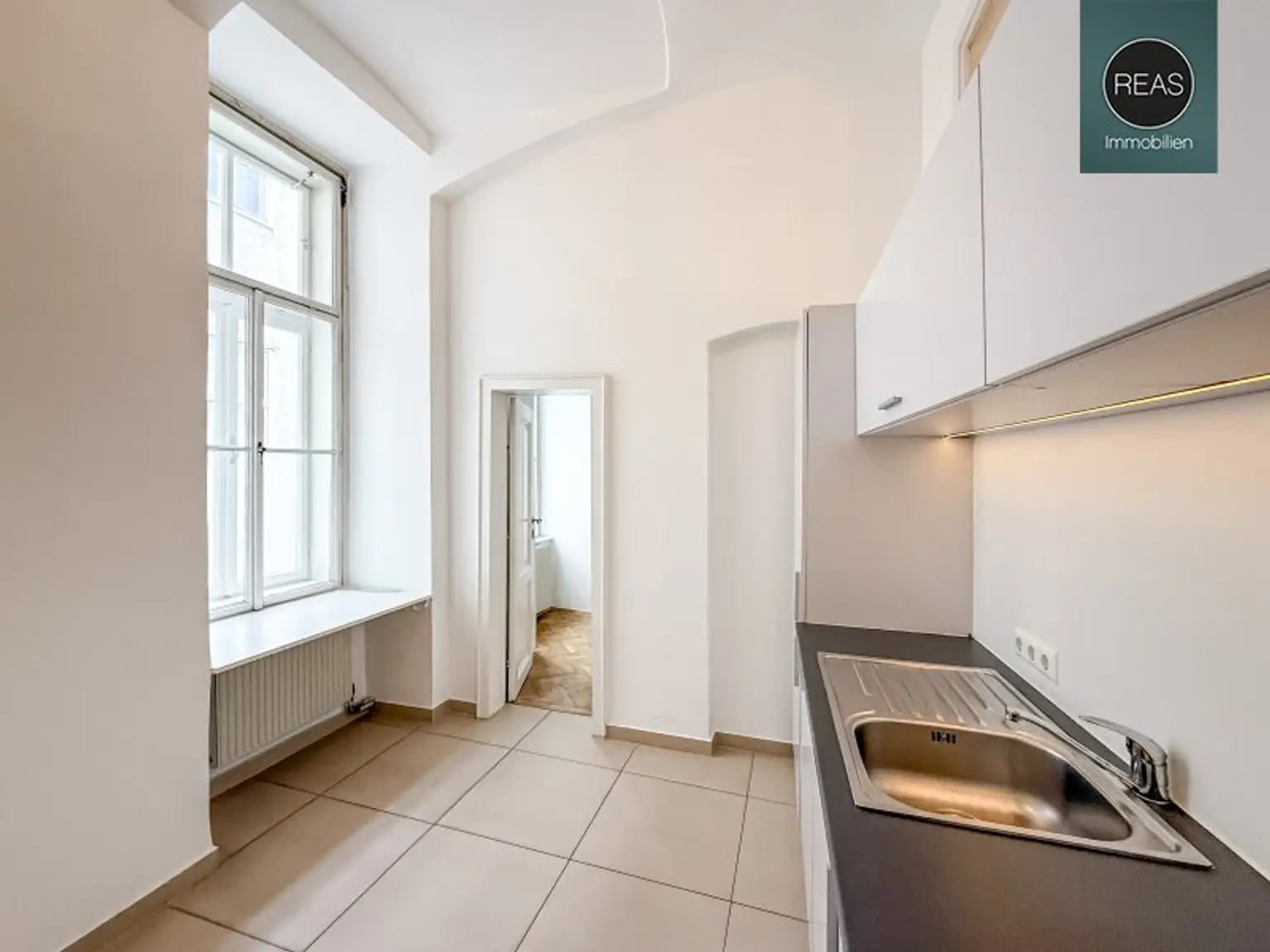Wunderschönes Büro in Toplage nahe Stadtpark! Stellplatz verfügbar!