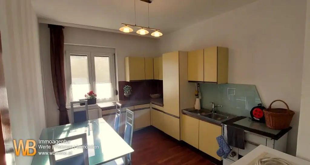 2 separate Wohneinheiten mit je 100m² Wohnfläche