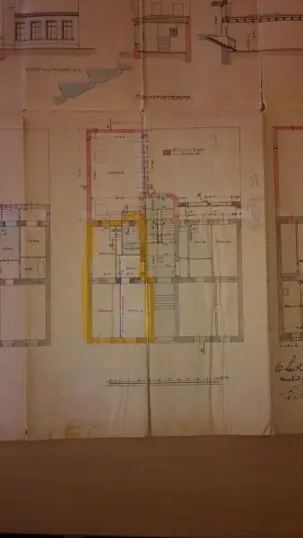 2,5-Zimmer-Hochparterre-Wohnung im gepflegten Altbau