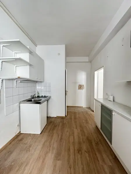 Ruhiges Büro oder Praxis in Top-Lage des 4. Bezirks