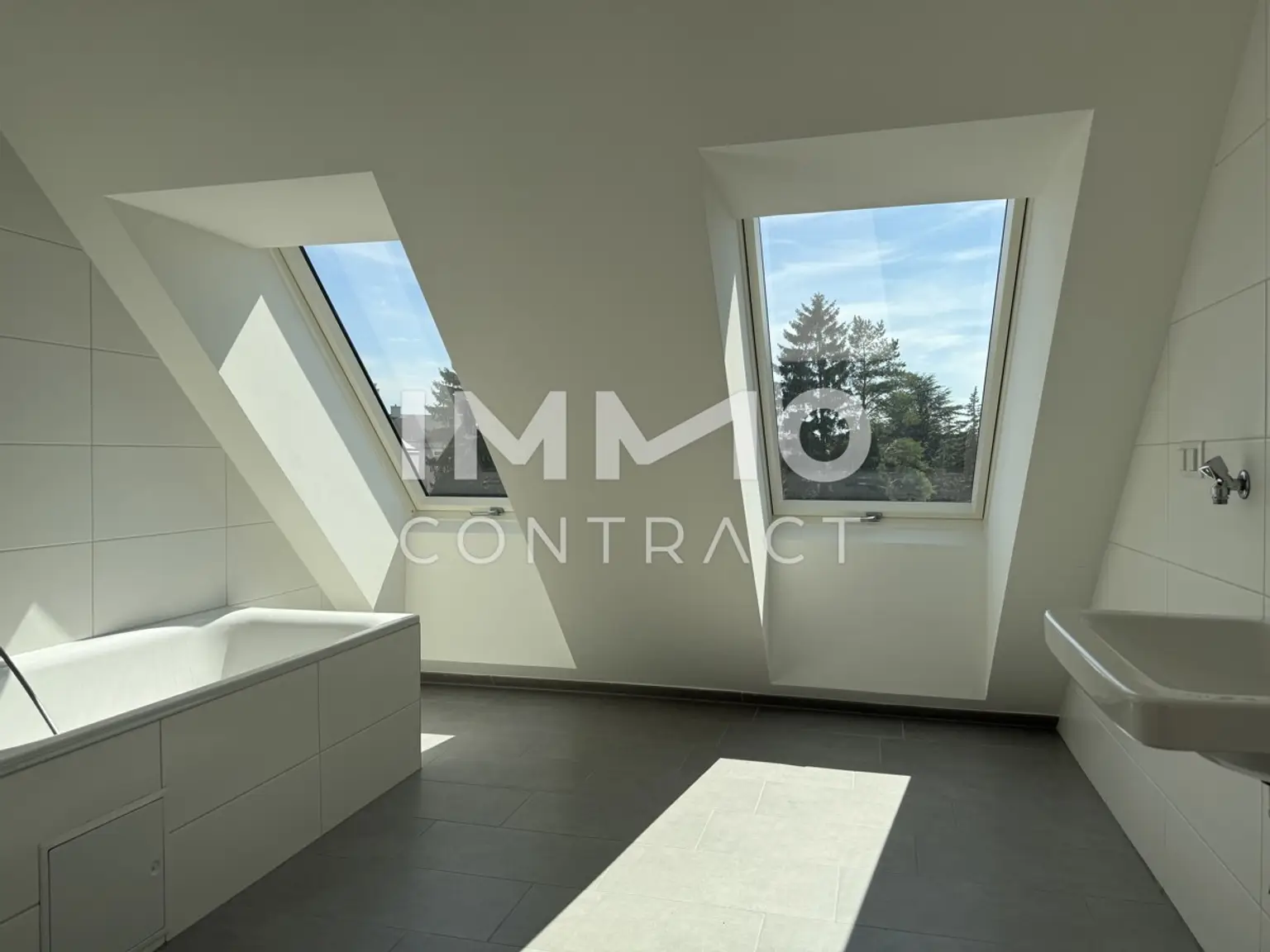 DACHGESCHOSSMAISONETTE MIT 2 TERRASSEN! Sandtnergasse 7/24